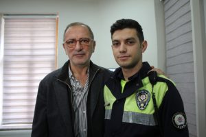 Fatih Altaylı hakaret ettiği polisten &ouml;z&uuml;r diledi