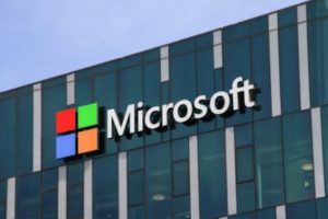 AB'den Microsoft'a onay