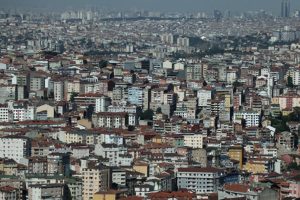 Asfalt &ccedil;alışmasına vatandaştan b&uuml;y&uuml;k tepki