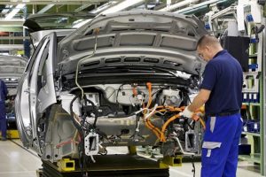 Otomotiv sekt&ouml;r&uuml; acil &Ouml;TV indirimi bekliyor: Ma&ccedil;ın sonuna geldik...