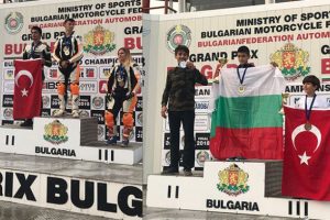 Milli motosiklet&ccedil;ilerden Bulgaristan'da ikincilik