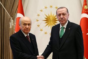 AK Partiden ittifak a&ccedil;ıklaması: MHP'yle ortak aday olumsuz sonu&ccedil; alabilir