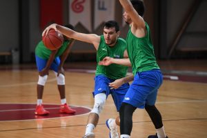 TOFAŞ yarın Limoges'le oynayacak