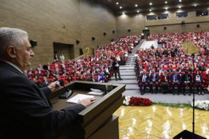 Binali Yıldırım &uuml;niversite akademik yıl a&ccedil;ılış t&ouml;reninde konuştu