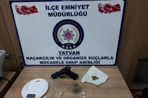 Bitlis'te operasyon: 4 kişiye g&ouml;zaltı