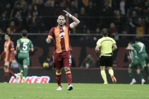 Sneijder: Fatih Terim'le &ccedil;alışmak isterim