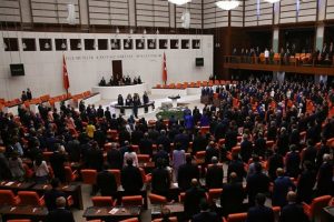 Milletvekillerine maaş kesme cezası verilemeyecek