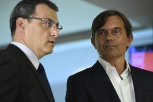 Fenerbah&ccedil;e'de sorun sırası Cocu-Comolli ikilisinde!
