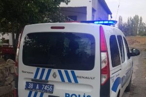 Eşini &ouml;ld&uuml;ren koca: Ayrılmakta ısrar edince kendimden ge&ccedil;tim