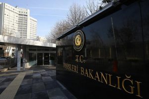 Yunanistan B&uuml;y&uuml;kel&ccedil;isi Dışişleri'ne &ccedil;ağrıldı