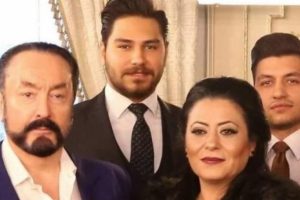 "Gelinim olur musun dedi, Adnan Oktar'a g&ouml;t&uuml;rd&uuml;!"