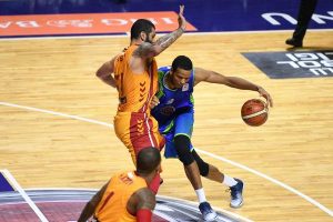 TOFAŞ'ın Galatasaray ma&ccedil;ı biletleri satışa &ccedil;ıktı