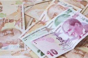 Eşi vefat eden kadınlara iki ayda 500 TL