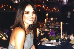 Ezgi Mola: Makyaj g&uuml;zeliyim