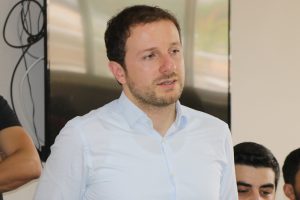 AK Parti Bursa Milletvekili Kılı&ccedil;&nbsp;gen&ccedil;lerle bir araya geldi