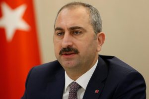 Bakan G&uuml;l: 'Savcılık başkonsolos i&ccedil;in iade s&uuml;recini işletebilir'