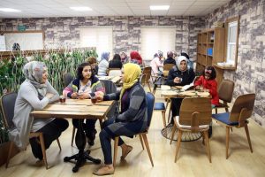 Bu kıraathaneye sadece kadınlar giriyor
