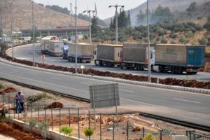 Cilveg&ouml;z&uuml;'nde 3 km TIR kuyruğu