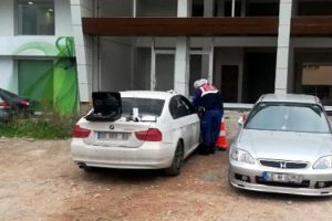 160 bin lira olan &ccedil;antayı alıp ka&ccedil;tılar!