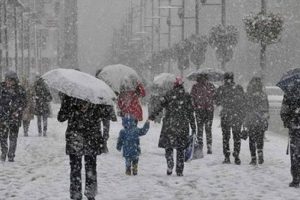 Meteoroloji'den 8 il i&ccedil;in &ouml;nemli uyarı: Kar ve sağanak!