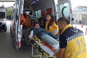 Bursa'da otomobil ile motosiklet &ccedil;arpıştı