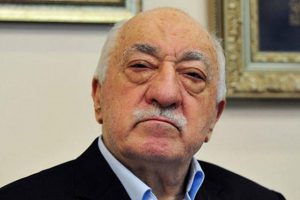 Trump'ın eski danışmanı: G&uuml;len, derhal T&uuml;rkiye'ye iade edilmeli