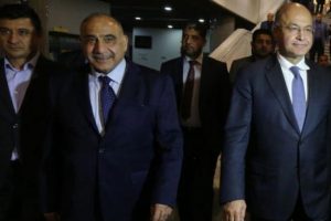 Irak'ta kabinenin yarısından fazlası parlamentodan onay aldı
