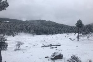 Bursa'nın 4 dağ il&ccedil;esi beyaza b&uuml;r&uuml;nd&uuml;
