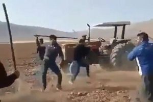 Taşlı, sopalı ve silahlı kavga! Yaralılar var