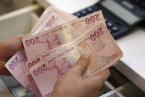 Bankacılık sekt&ouml;r&uuml;n&uuml;n mevduatı azaldı