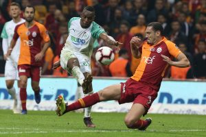 Yusuf bol keseden harcıyor