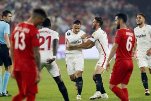 Akhisarspor Sevilla'dan 6 yedi