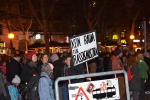 Avusturya'da h&uuml;k&uuml;metin M&uuml;sl&uuml;man ve g&ouml;&ccedil;men karşıtı politikalarına protesto