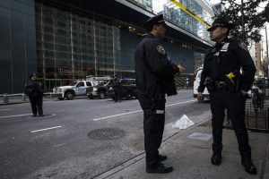 FBI: Ş&uuml;pheli paketlerden &ccedil;ıkan beyaz toz tehdit i&ccedil;ermiyor