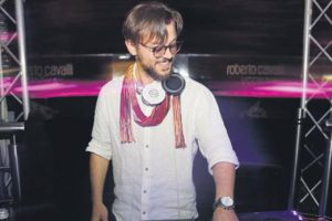 Milano sosyetesini dans ettiren T&uuml;rk