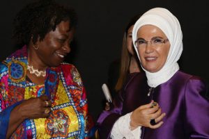 Emine Erdoğan, BM N&uuml;fus Fonu İcra Direkt&ouml;r&uuml; Dr. Kanem ile g&ouml;r&uuml;şt&uuml;