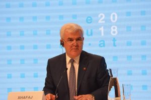 Arnavutluk İ&ccedil;işleri Bakanı Xhafaj istifa etti