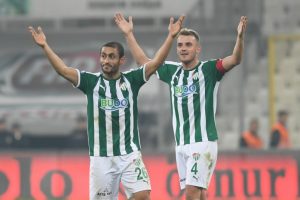 Bursaspor'da Ertuğrul ve Barış'tan tartışma a&ccedil;ıklaması