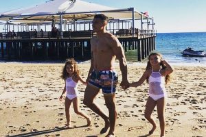 Nabil Dirar Antalya'da tatilde