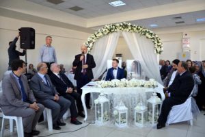 Bursa'da nikahı T&uuml;rk başkan kıydı, aile c&uuml;zdanını Fransız başkan verdi