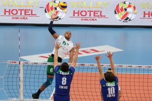 Derbinin galibi Bursa B&uuml;y&uuml;kşehir Belediyespor