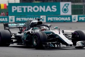 F1'de şampiyon Lewis Hamilton!