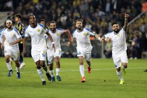 Fenerbah&ccedil;e'ye Timsah darbesi