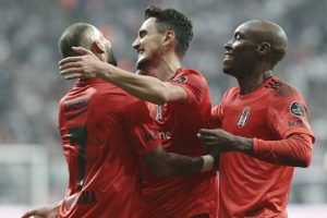 Vodafone Park'ta &ccedil;ılgın ma&ccedil;!