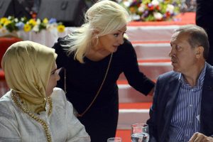"Saygıdeğer reisimizin s&ouml;ylediği gibi, bir havalimanı değil adeta anıt"
