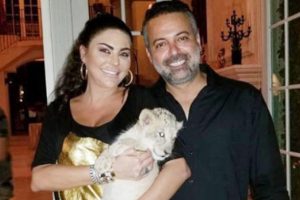 Sureyya Yalcin Dan Esi Ozan Baran A Buyuk Jest Bursada Bugun Bursa Bursa Haber Bursa Haberi Bursa Haberleri Bursa