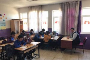 Okulda kitap okuma etkinliği