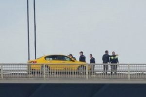 Taksici FSM K&ouml;pr&uuml;s&uuml;'nden atladı!