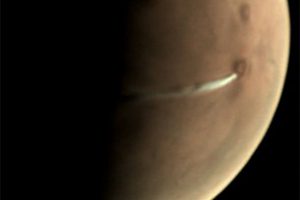 Mars'ta g&ouml;r&uuml;len bulutun esrarı &ccedil;&ouml;z&uuml;ld&uuml;