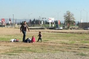 Bebekli kadına şiddet!